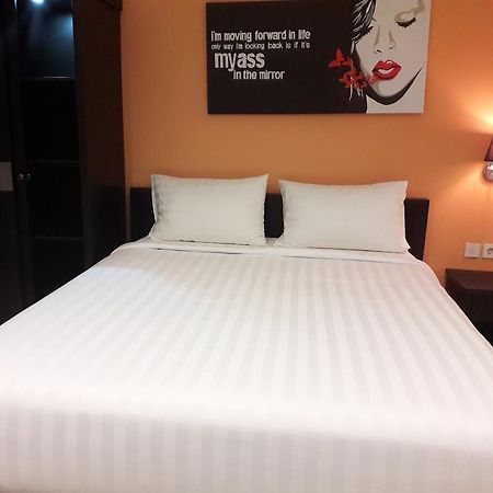 Melody Guest House ชิเลกอน ภายนอก รูปภาพ
